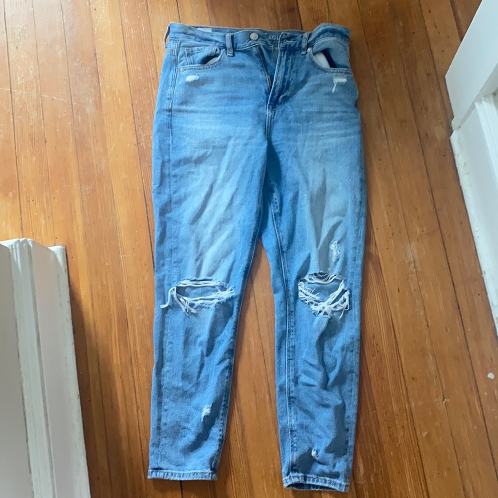American Eagle mom jeans